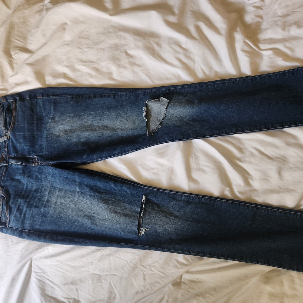 Refuge Ripped Denim Jeans